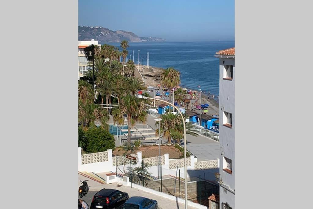 Apartamento La Playa Нерха Екстериор снимка